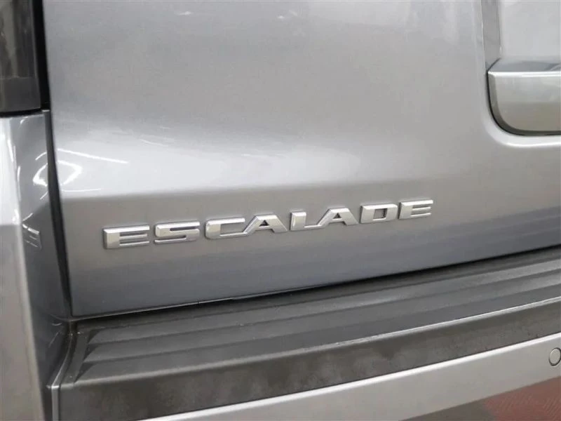 2019 Cadillac Escalade 4th Gen - Image 8 of 12