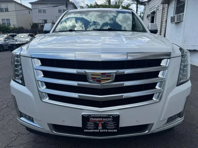 2019 Cadillac Escalade 4th Gen - Image 6 of 12