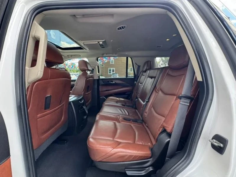 2019 Cadillac Escalade 4th Gen - Image 10 of 12