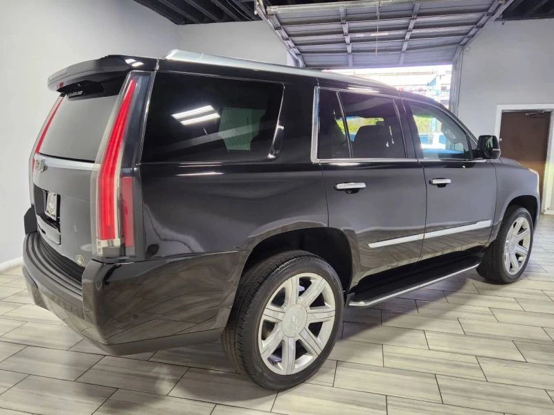 2019 Cadillac Escalade 4th Gen - Image 5 of 12