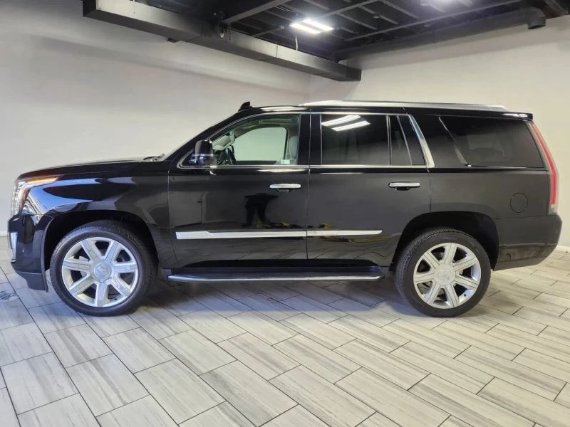 2019 Cadillac Escalade 4th Gen - Image 2 of 12
