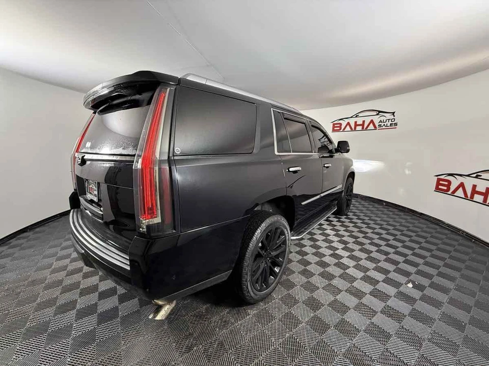2019 Cadillac Escalade 4th Gen - Image 11 of 21