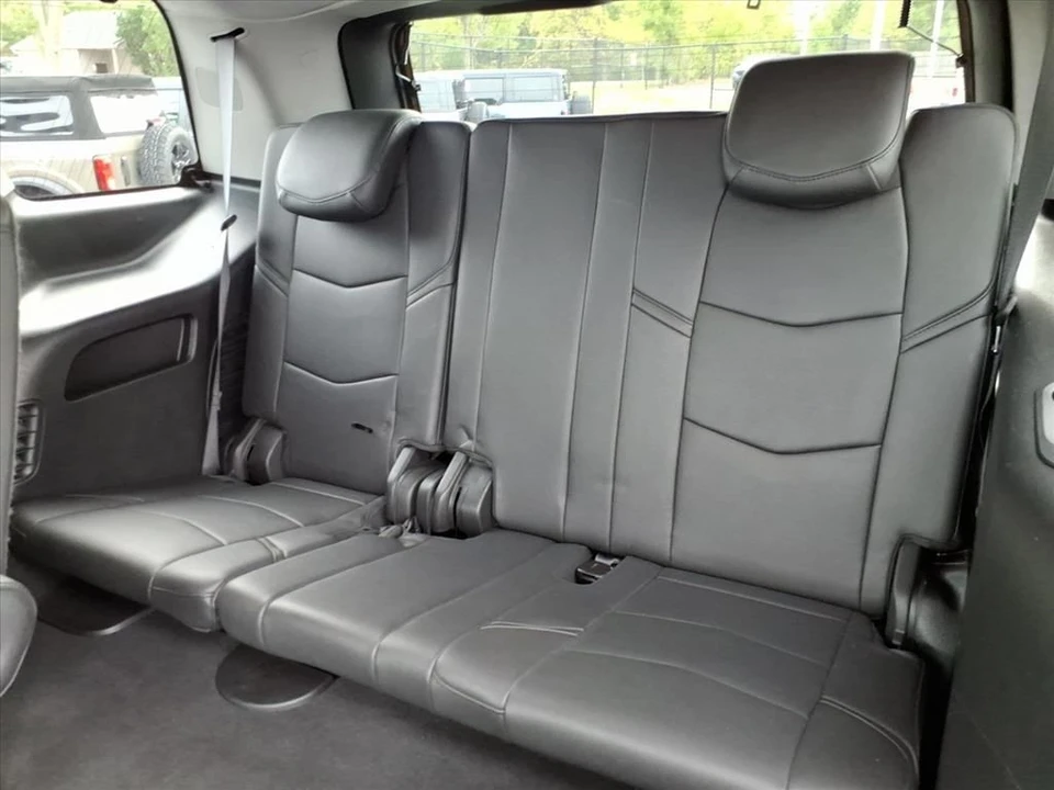 2019 Cadillac Escalade 4th Gen - Image 10 of 12