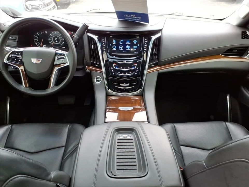 2019 Cadillac Escalade 4th Gen - Image 7 of 12