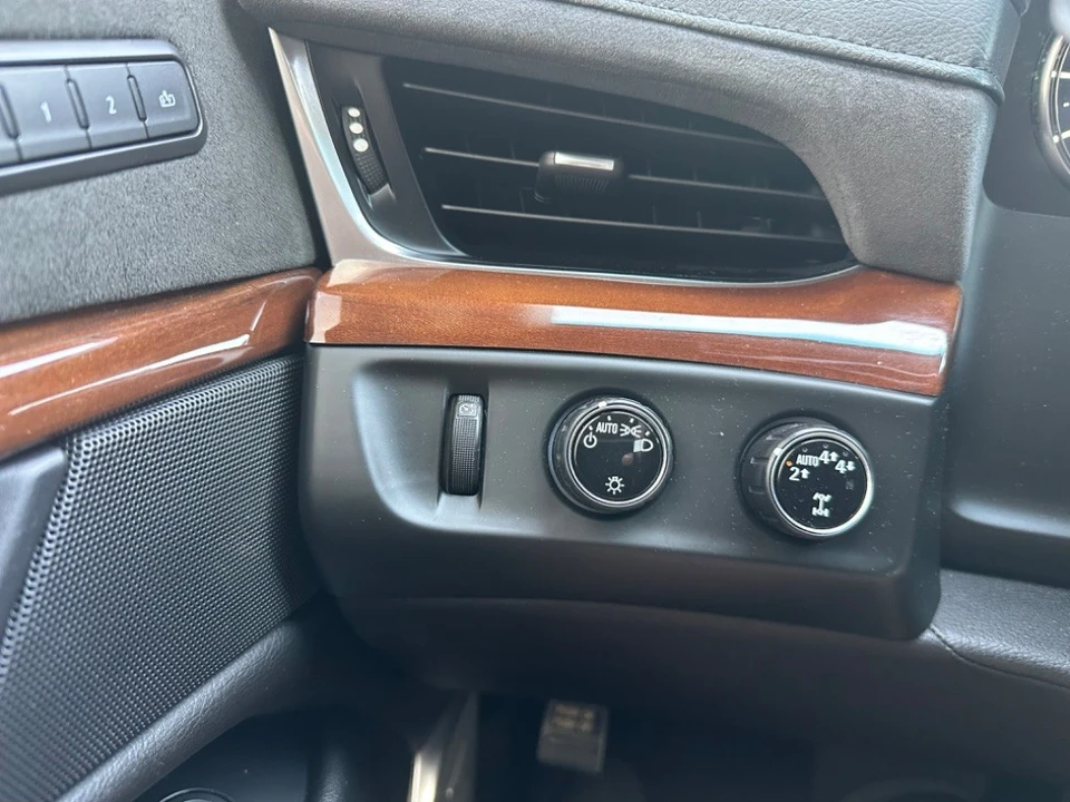 2019 Cadillac Escalade 4th Gen - Image 11 of 11
