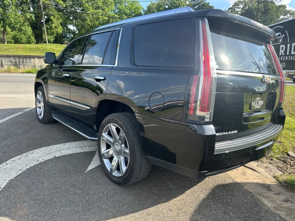 2019 Cadillac Escalade 4th Gen - Image 2 of 11