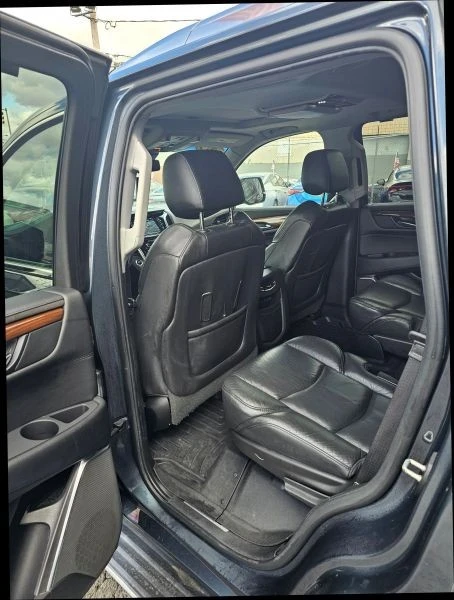 2019 Cadillac Escalade 4th Gen - Image 7 of 12