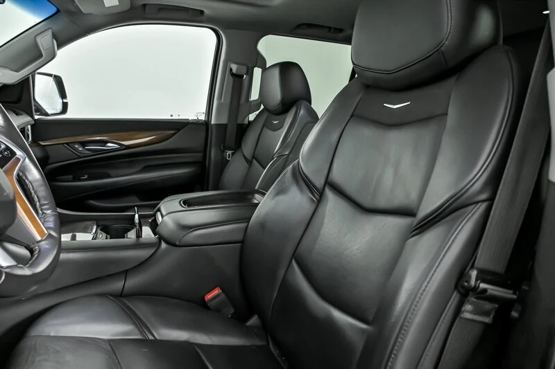 2019 Cadillac Escalade 4th Gen - Image 20 of 21