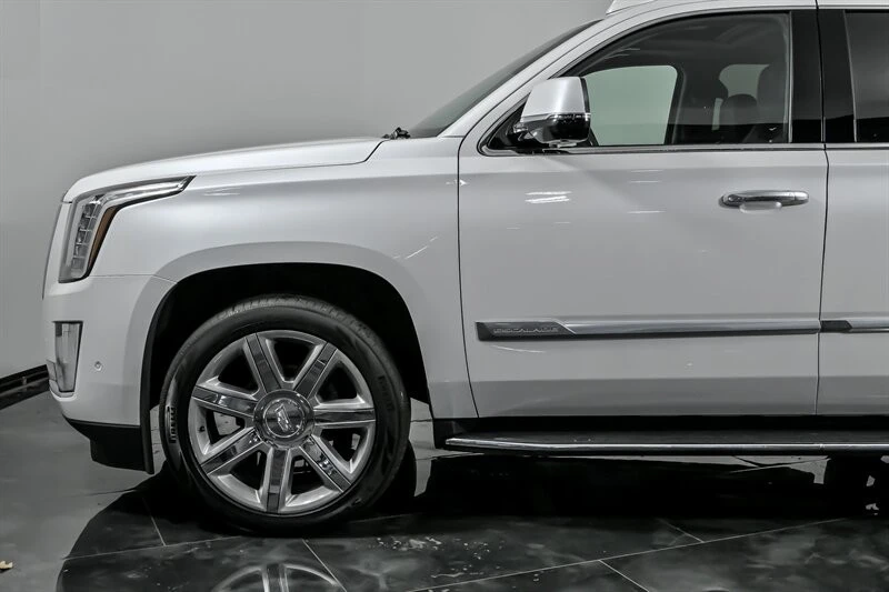 2019 Cadillac Escalade 4th Gen - Image 6 of 21