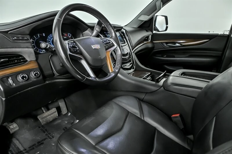 2019 Cadillac Escalade 4th Gen - Image 18 of 21