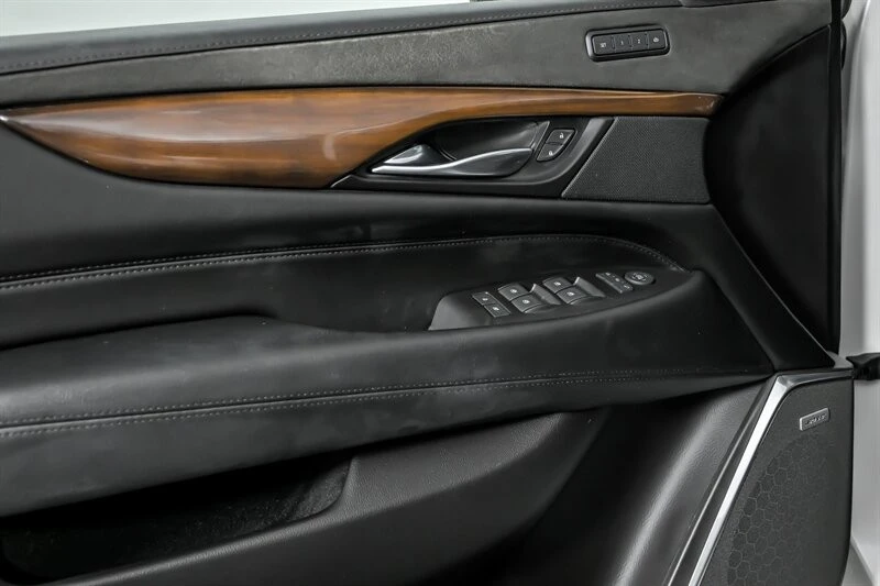 2019 Cadillac Escalade 4th Gen - Image 15 of 21