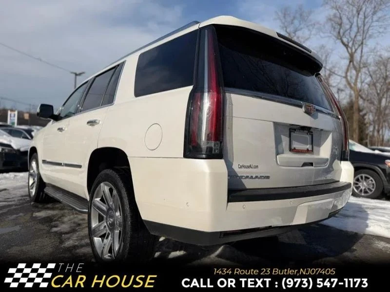 2019 Cadillac Escalade 4th Gen - Image 9 of 12