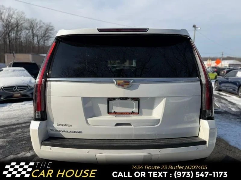 2019 Cadillac Escalade 4th Gen - Image 10 of 12
