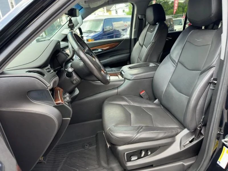 2019 Cadillac Escalade 4th Gen - Image 10 of 12