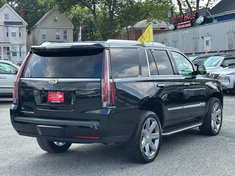 2019 Cadillac Escalade 4th Gen - Image 4 of 12