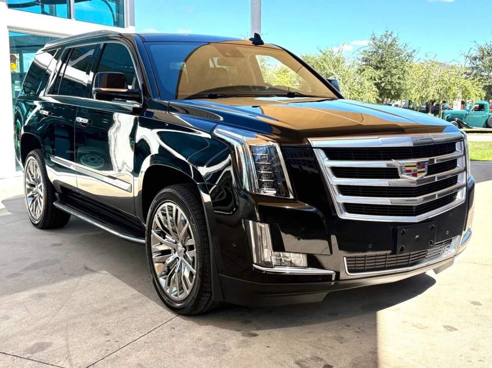 2019 Cadillac Escalade 4th Gen - Image 4 of 12