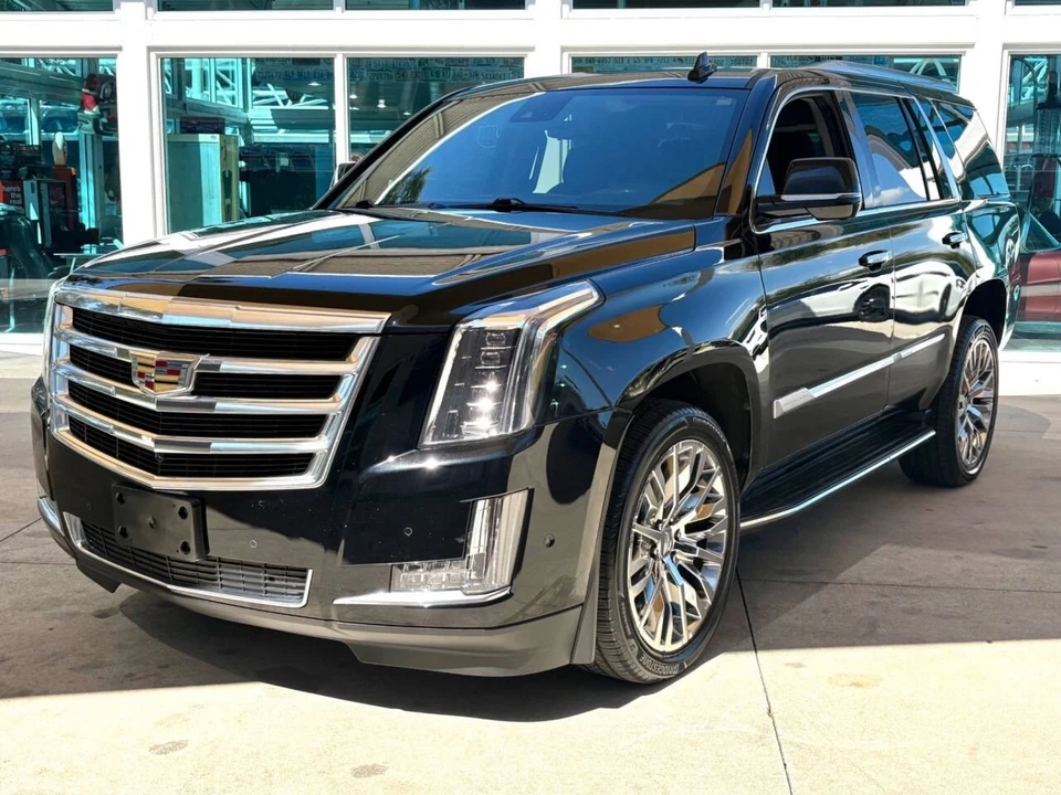 2019 Cadillac Escalade 4th Gen - Image 11 of 12