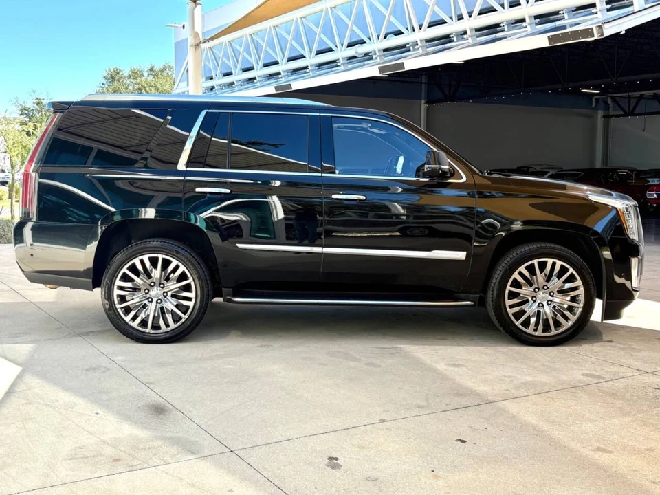 2019 Cadillac Escalade 4th Gen - Image 5 of 12