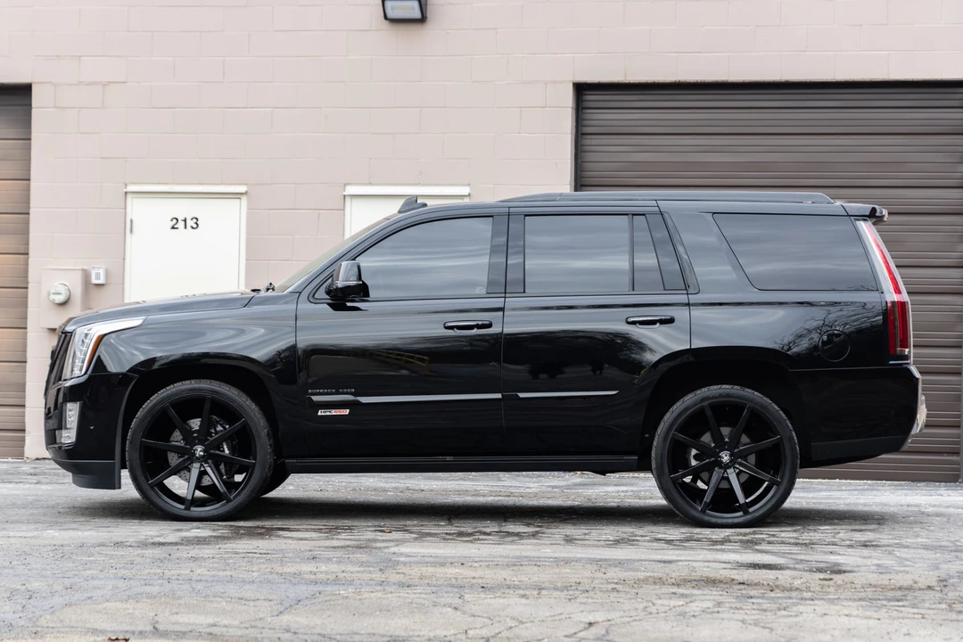 2019 Cadillac Escalade 4th Gen - Image 8 of 31
