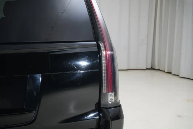 2019 Cadillac Escalade 4th Gen - Image 20 of 21