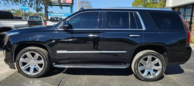 2019 Cadillac Escalade 4th Gen - Image 9 of 21