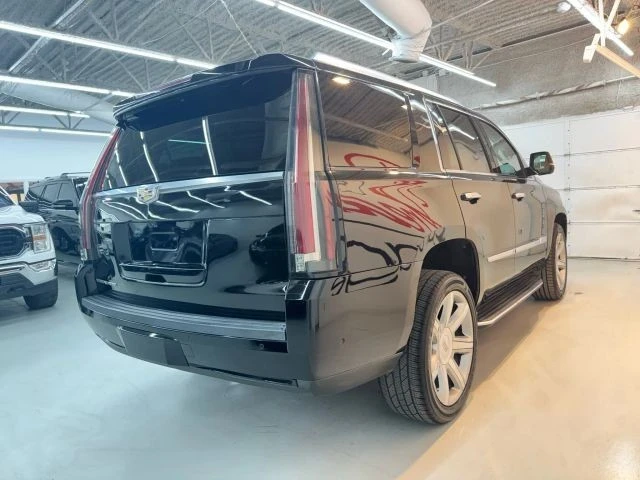2019 Cadillac Escalade 4th Gen - Image 9 of 21