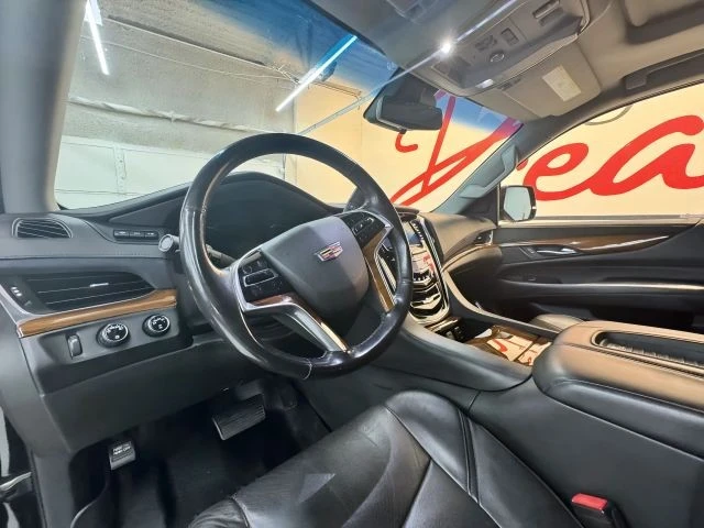 2019 Cadillac Escalade 4th Gen - Image 18 of 21