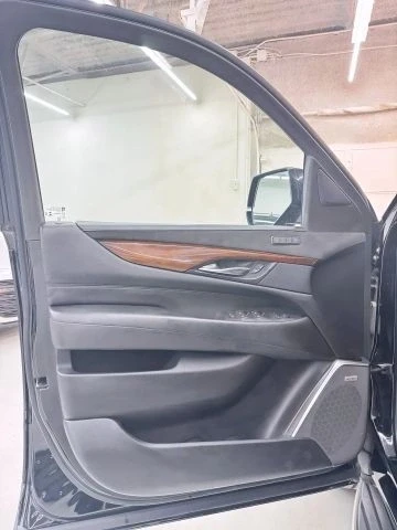 2019 Cadillac Escalade 4th Gen - Image 12 of 21