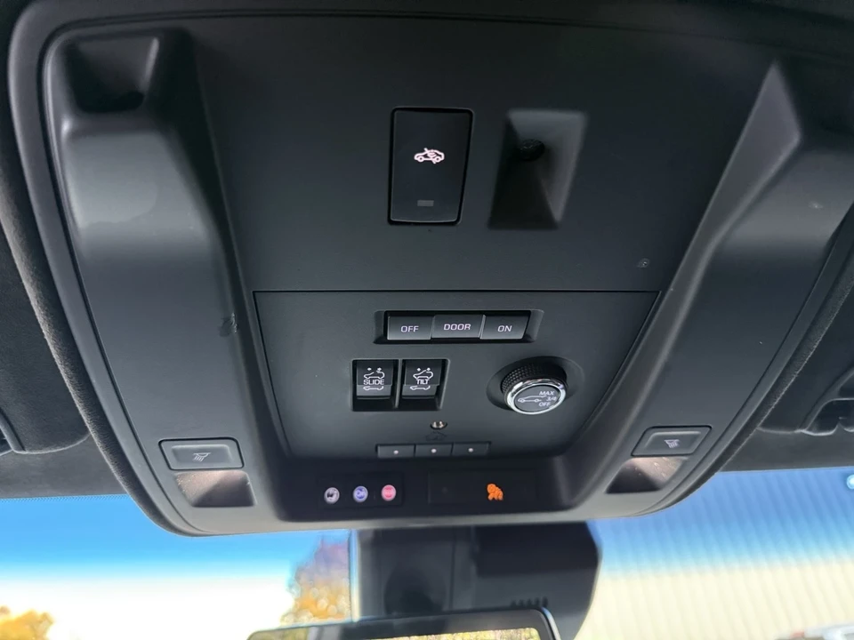2019 Cadillac Escalade 4th Gen - Image 11 of 21