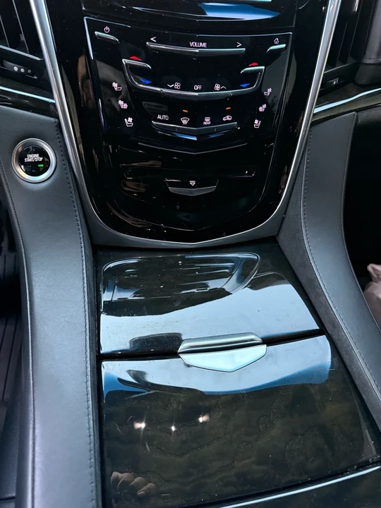 2019 Cadillac Escalade 4th Gen - Image 9 of 21