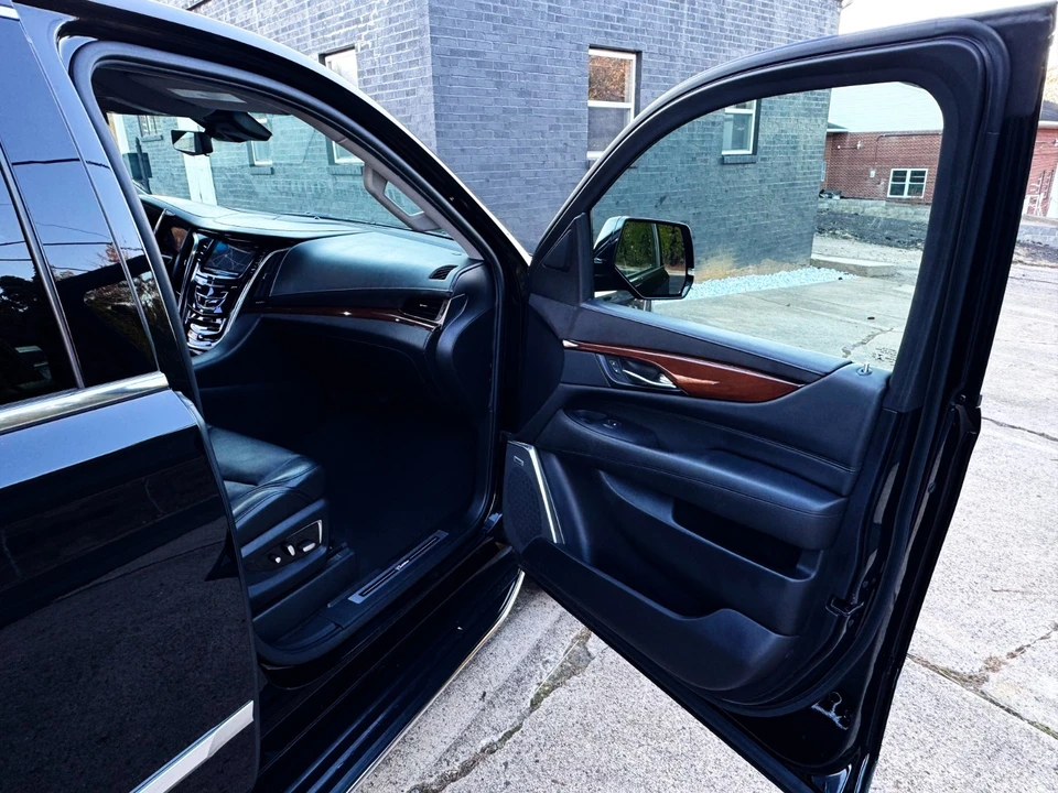 2019 Cadillac Escalade 4th Gen - Image 12 of 21