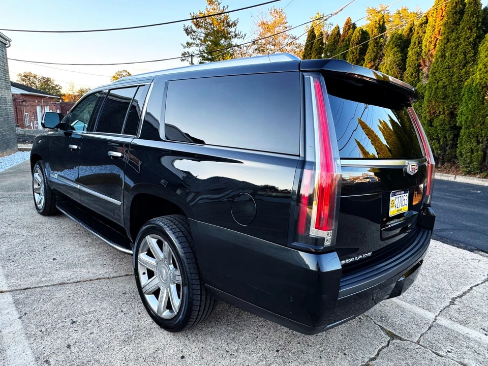 2019 Cadillac Escalade 4th Gen - Image 5 of 21