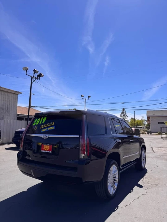 2019 Cadillac Escalade 4th Gen - Image 3 of 14