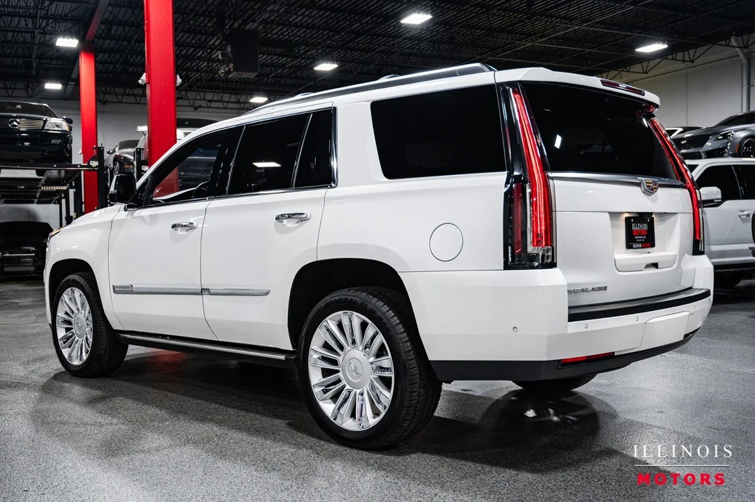 2019 Cadillac Escalade 4th Gen - Image 3 of 21