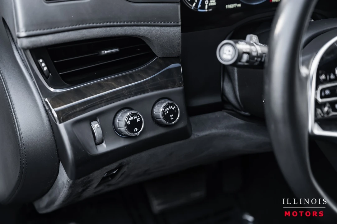 2019 Cadillac Escalade 4th Gen - Image 19 of 21