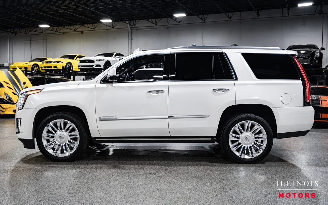 2019 Cadillac Escalade 4th Gen - Image 2 of 21