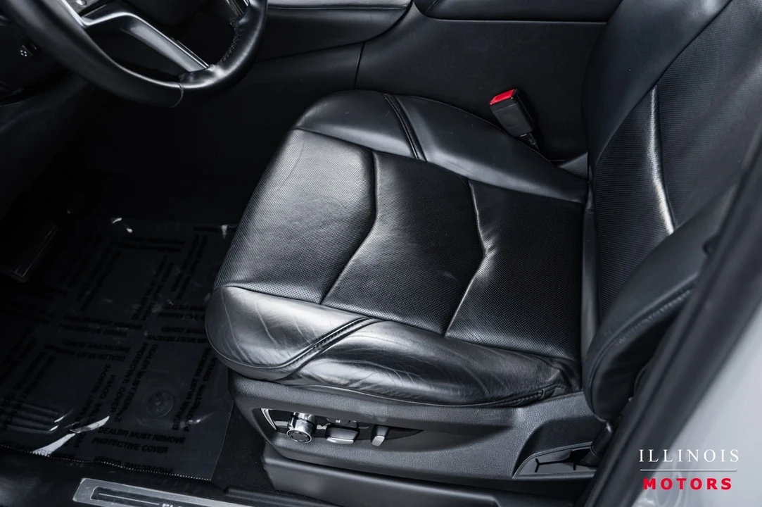 2019 Cadillac Escalade 4th Gen - Image 17 of 21