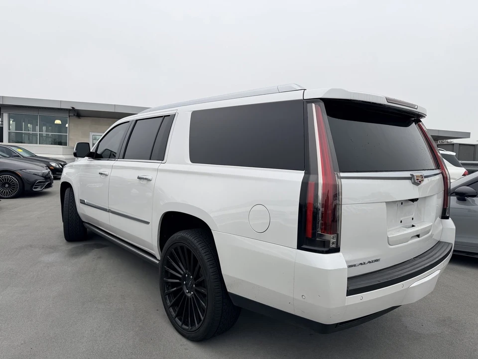 2019 Cadillac Escalade 4th Gen - Image 3 of 5