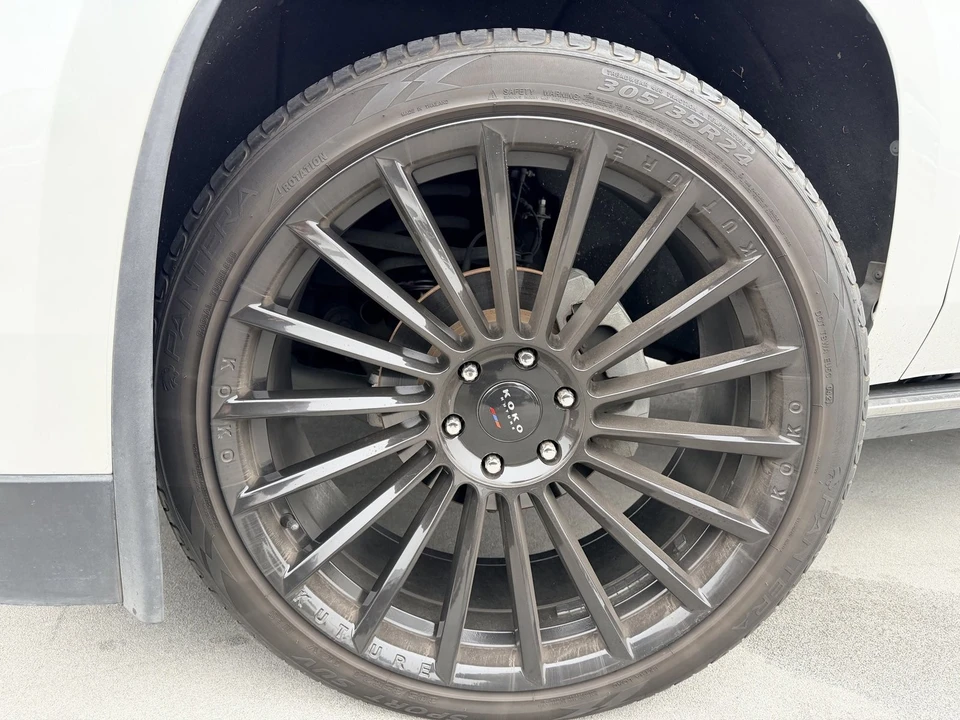 2019 Cadillac Escalade 4th Gen - Image 5 of 5