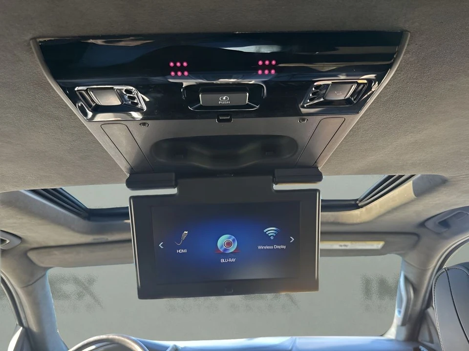 2019 Cadillac Escalade 4th Gen - Image 16 of 21