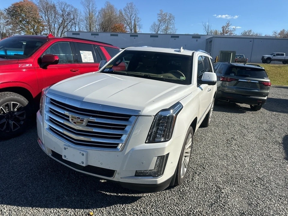2019 Cadillac Escalade 4th Gen - Image 3 of 12