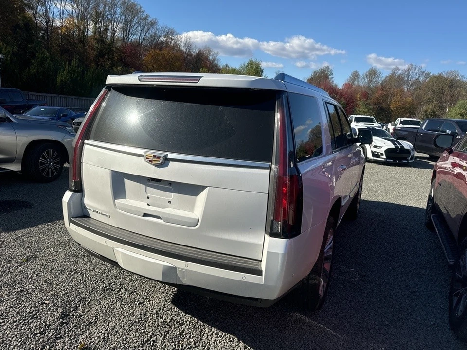 2019 Cadillac Escalade 4th Gen - Image 7 of 12