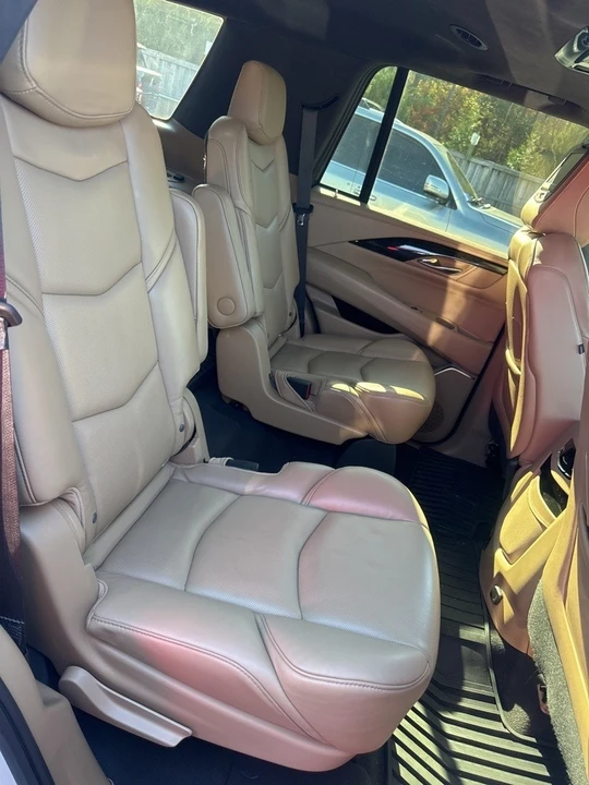 2019 Cadillac Escalade 4th Gen - Image 10 of 12