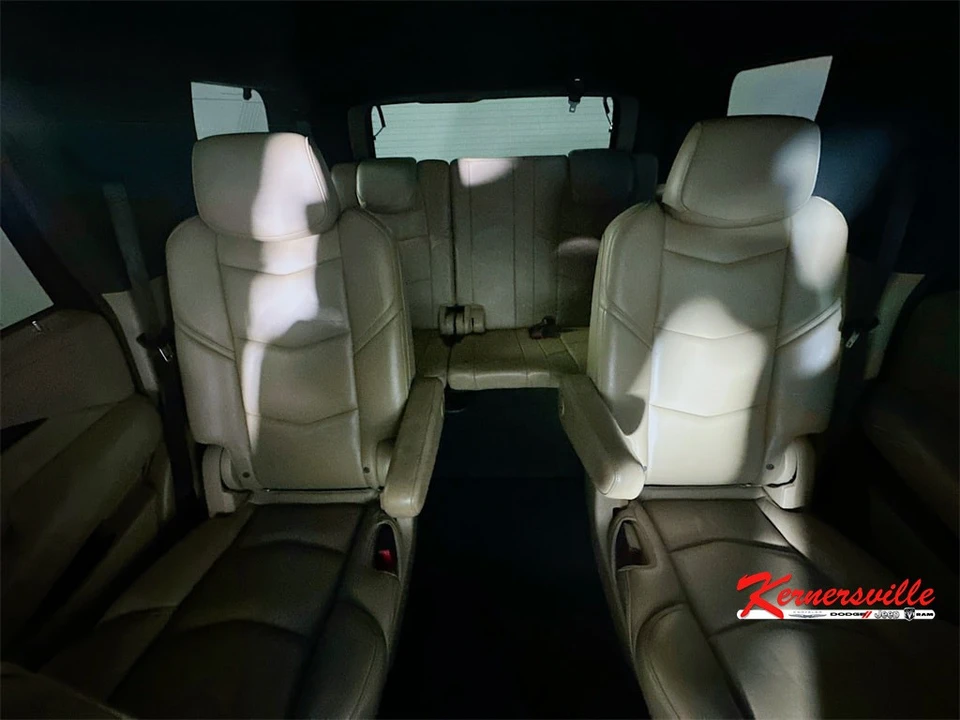 2019 Cadillac Escalade 4th Gen - Image 13 of 21