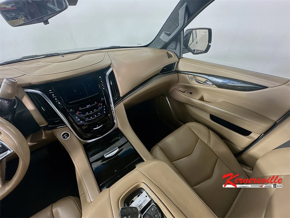 2019 Cadillac Escalade 4th Gen - Image 11 of 21