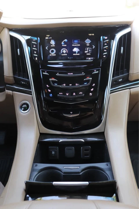 2019 Cadillac Escalade 4th Gen - Image 13 of 14