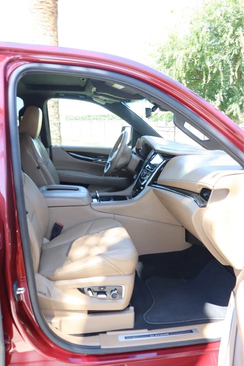 2019 Cadillac Escalade 4th Gen - Image 9 of 14