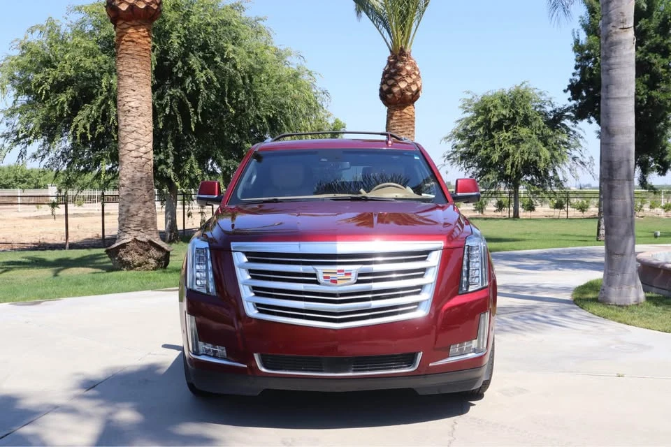 2019 Cadillac Escalade 4th Gen - Image 2 of 14