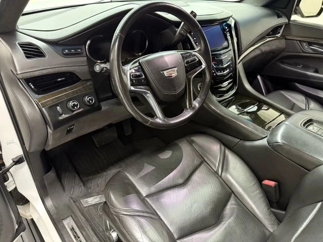 2019 Cadillac Escalade 4th Gen - Image 15 of 21