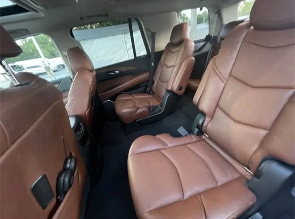 2019 Cadillac Escalade 4th Gen - Image 15 of 17